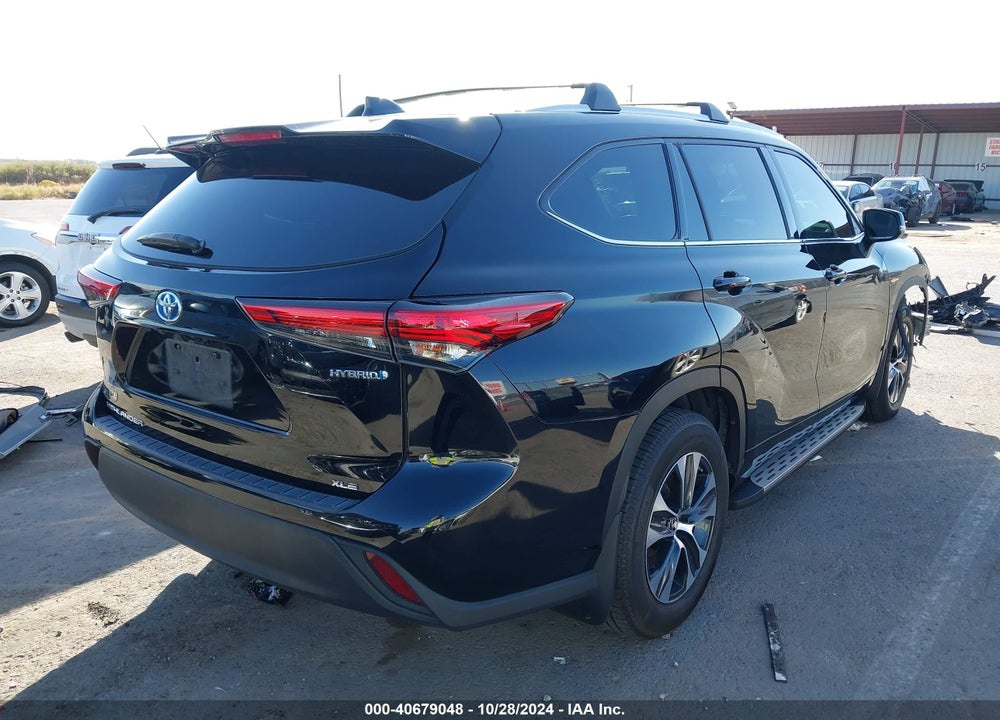 2022 TOYOTA HIGHLANDER HYBRID XLE VIN: 5TDGARAH5NS513480