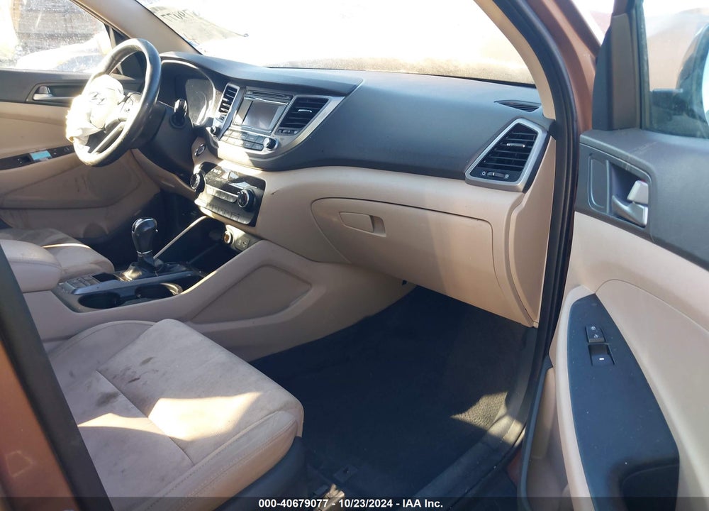 2016 HYUNDAI TUCSON SPORT VIN: KM8J33A21GU053236