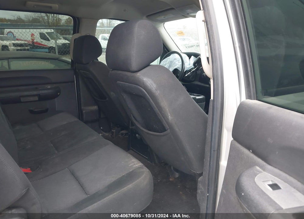 2011 CHEVROLET SILVERADO 1500 LT VIN: 3GCPKSE3XBG361614