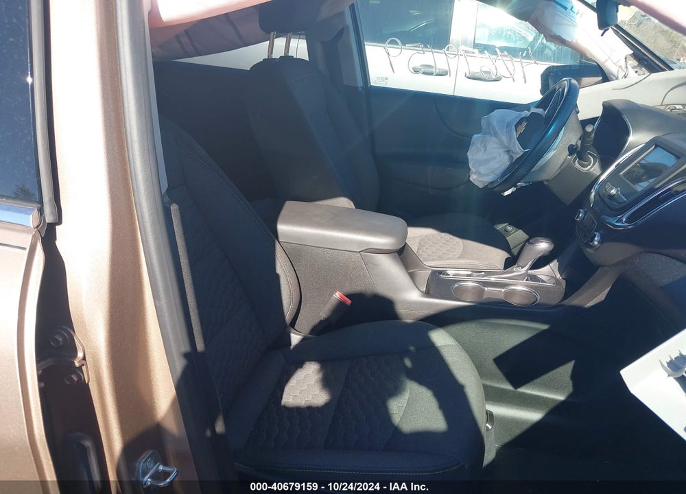 2019 CHEVROLET EQUINOX LT VIN: 2GNAXKEVXK6306866