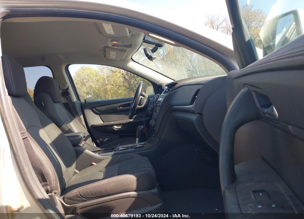 2017 CHEVROLET TRAVERSE 1LT VIN: 1GNKVGKD2HJ265289