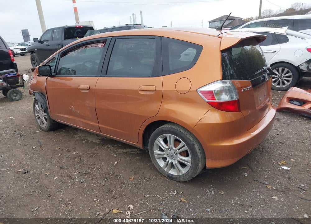 2010 HONDA FIT SPORT VIN: JHMGE8H42AC016480