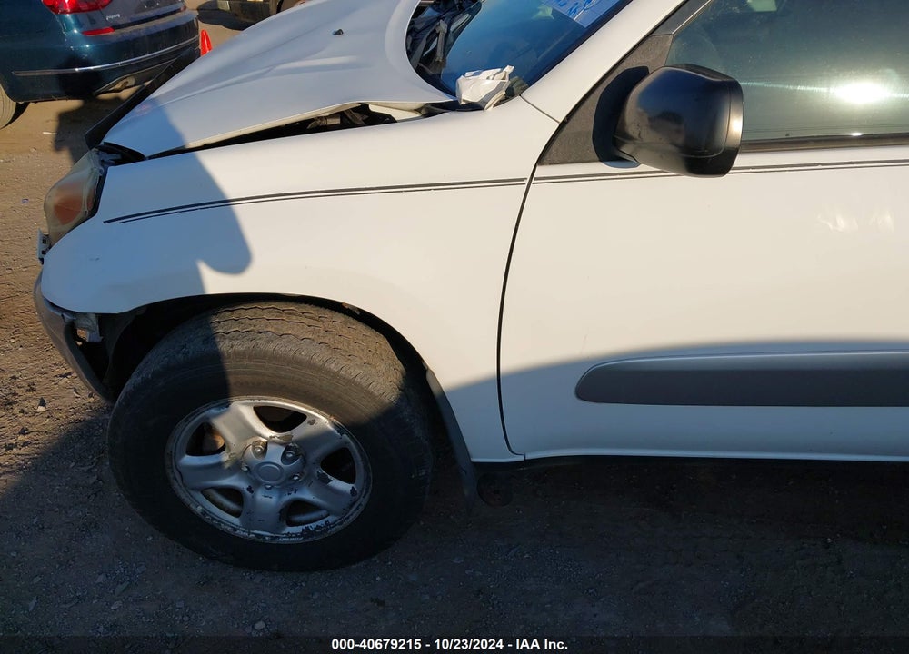 2005 TOYOTA RAV4 VIN: JTEHD20V050037454