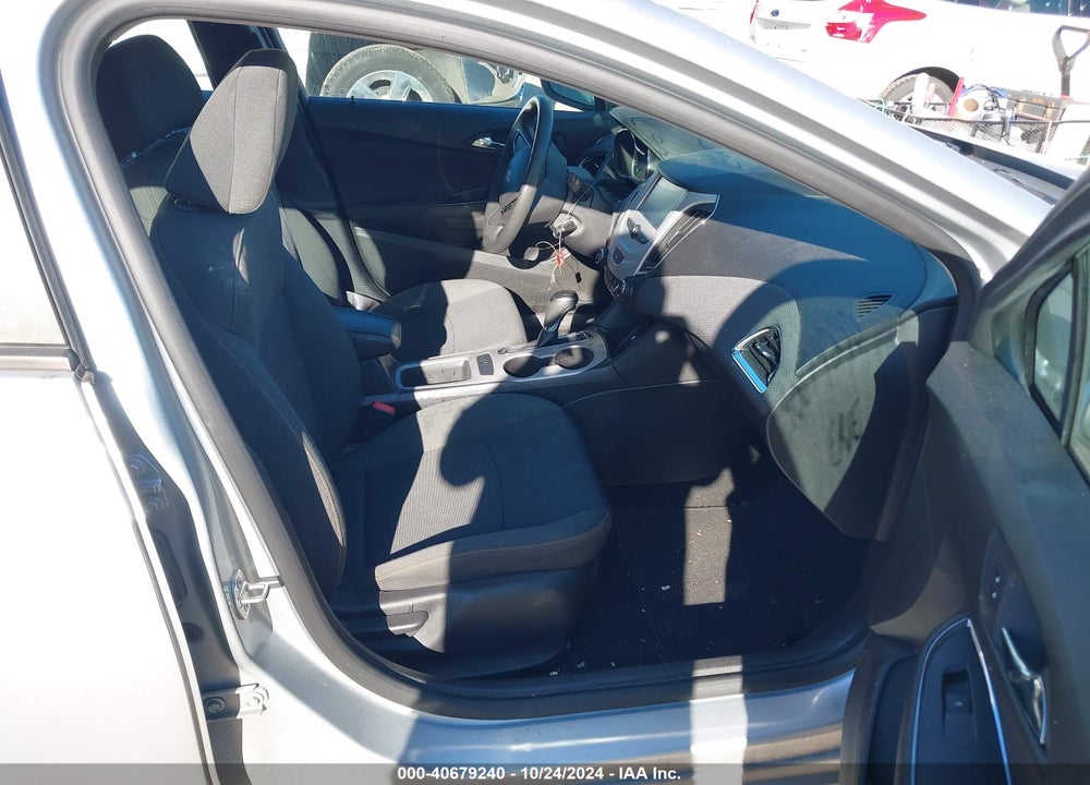 2017 CHEVROLET CRUZE LS AUTO VIN: 1G1BC5SM7H7158070