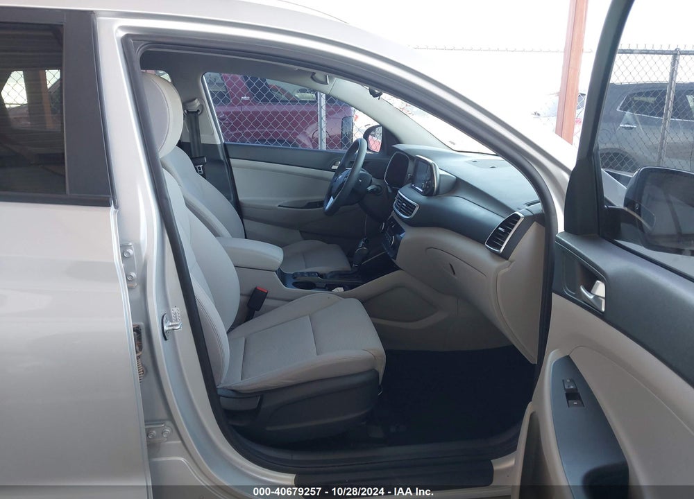 2019 HYUNDAI TUCSON VALUE VIN: KM8J3CA48KU899146