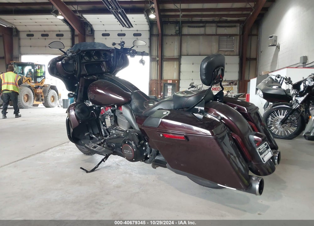 2019 HARLEY-DAVIDSON FLHXSE VIN: 1HD1PXL15KB960854