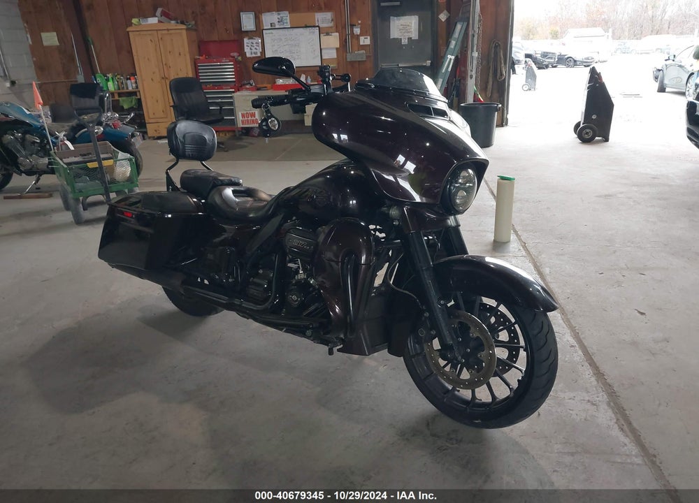 2019 HARLEY-DAVIDSON FLHXSE VIN: 1HD1PXL15KB960854