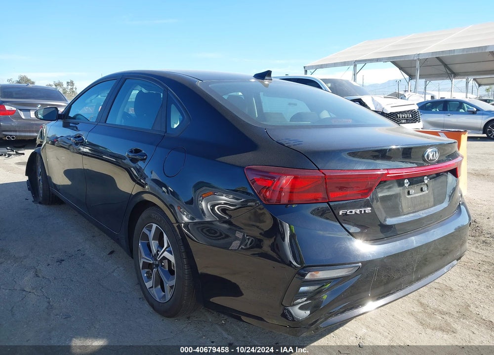 2021 KIA FORTE LXS VIN: 3KPF24AD1ME341868