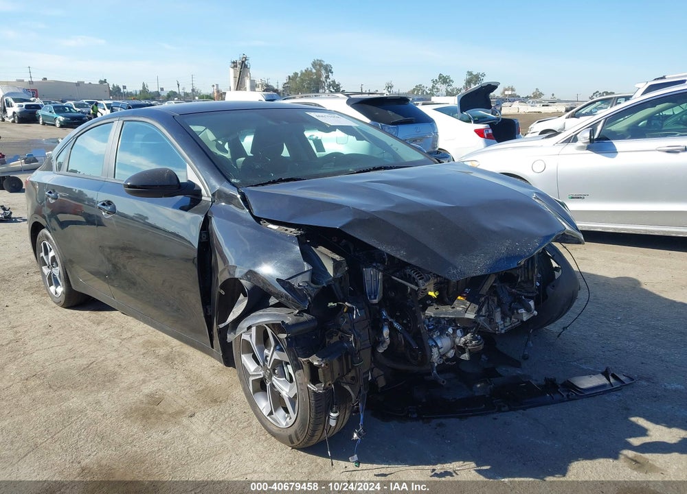 2021 KIA FORTE LXS VIN: 3KPF24AD1ME341868