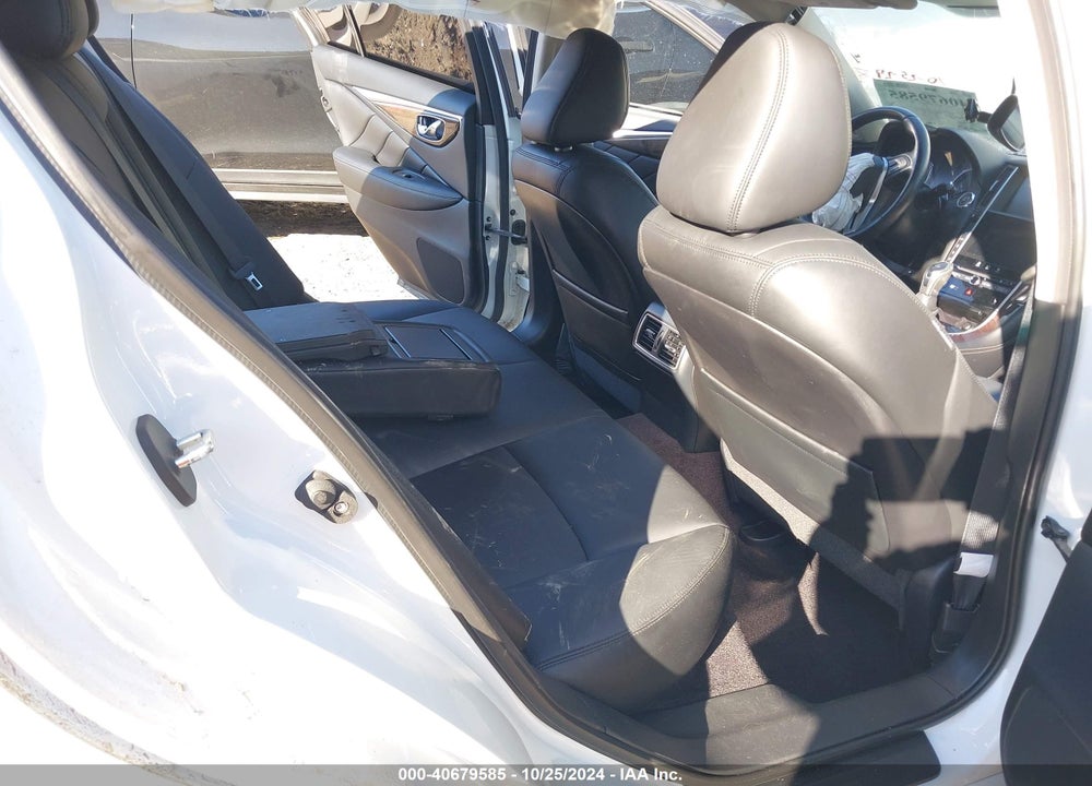 2019 INFINITI Q50 3.0T LUXE VIN: JN1EV7AR8KM559713
