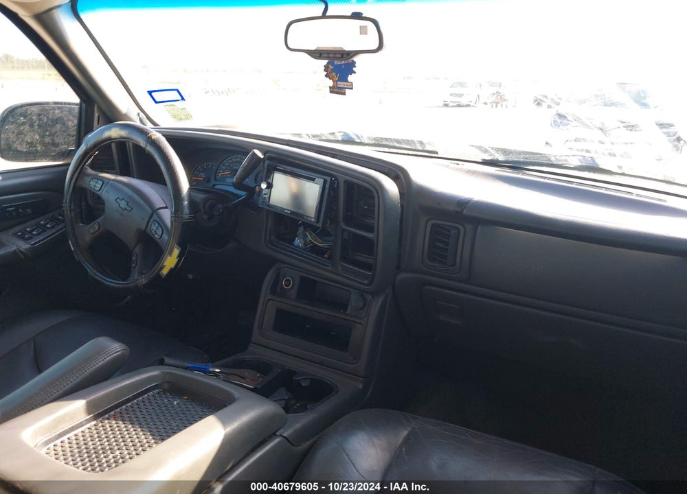 2005 CHEVROLET SILVERADO 1500 LT VIN: 2GCEC13T251120452
