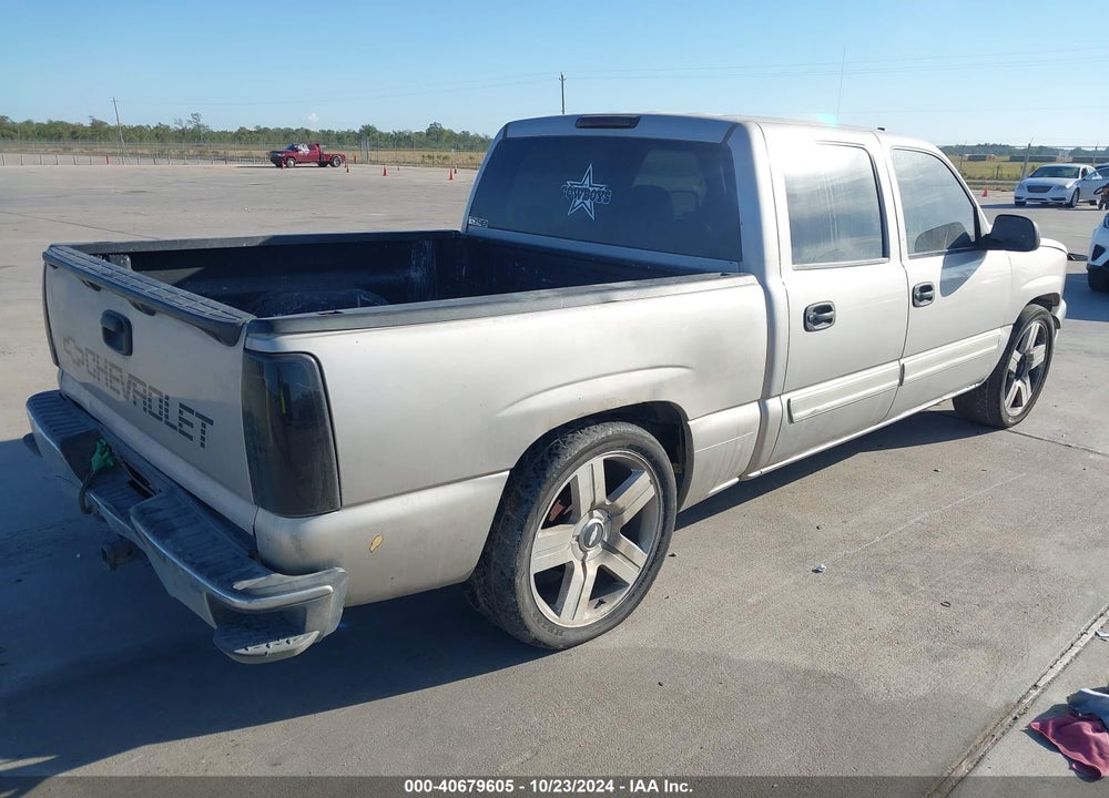 2005 CHEVROLET SILVERADO 1500 LT VIN: 2GCEC13T251120452