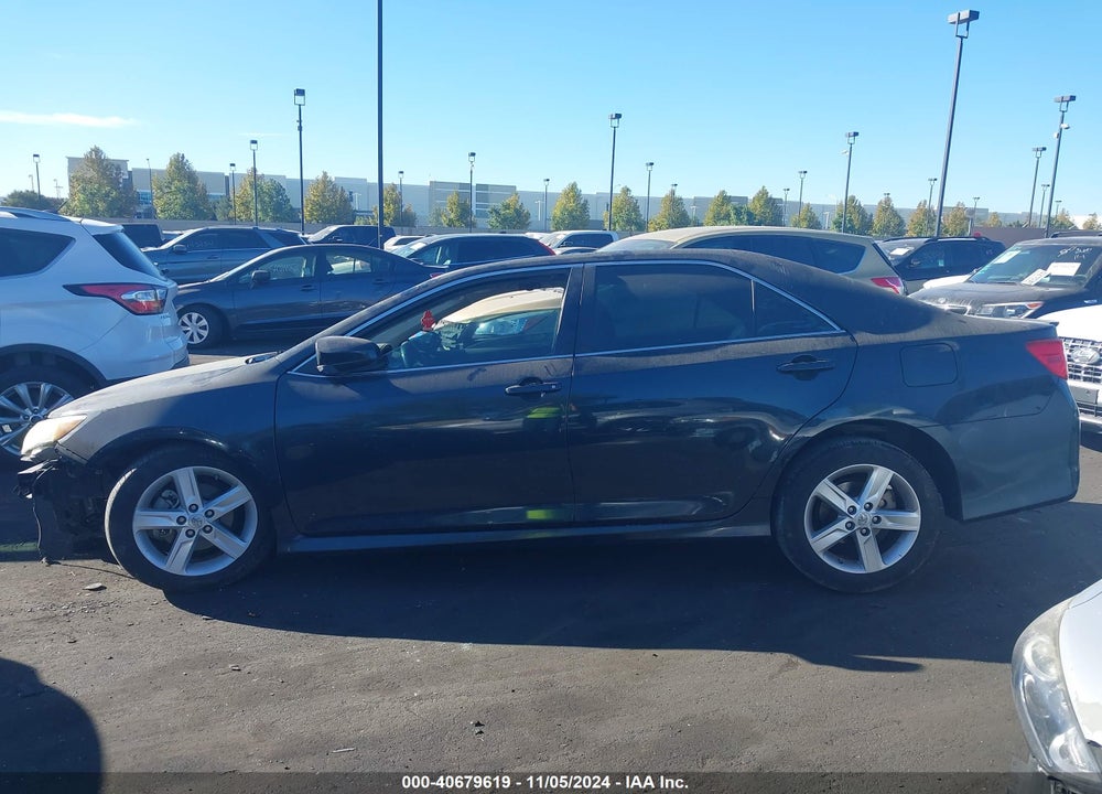 2014 TOYOTA CAMRY SE VIN: 4T1BF1FK7EU768270
