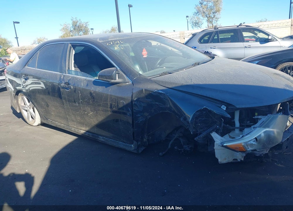 2014 TOYOTA CAMRY SE VIN: 4T1BF1FK7EU768270