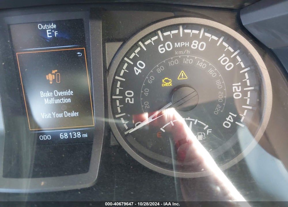 2017 TOYOTA TACOMA TRD OFF ROAD VIN: 3TMCZ5AN2HM105447