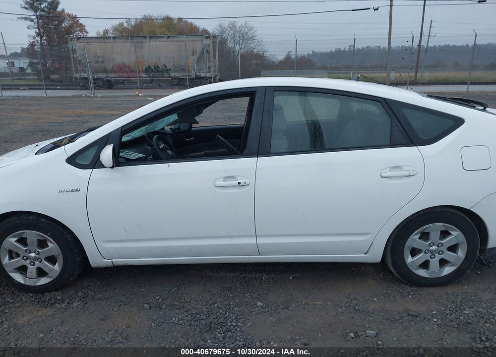 2007 TOYOTA PRIUS VIN: JTDKB20U877678997