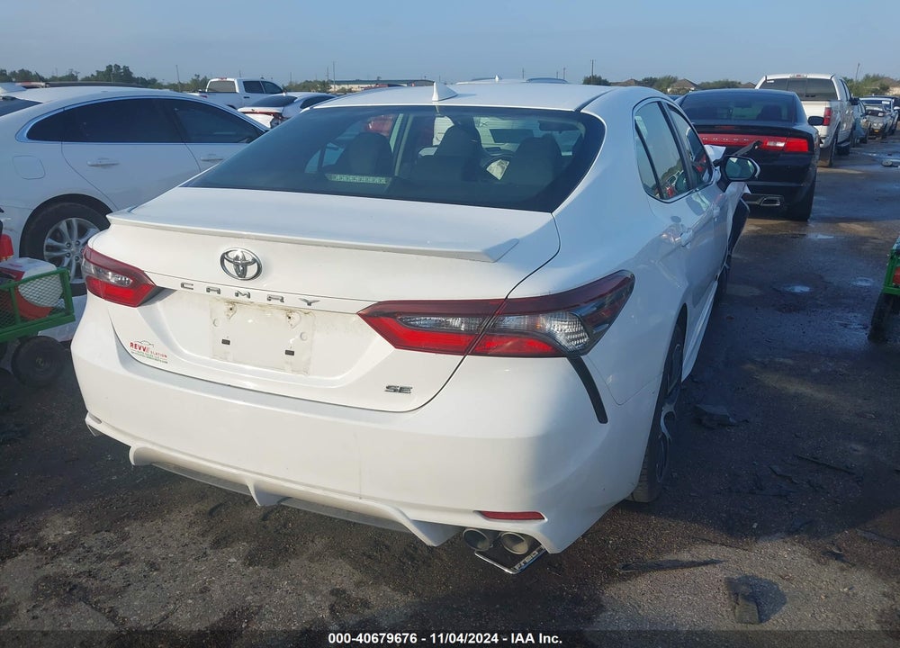 2021 TOYOTA CAMRY SE VIN: 4T1G11AK6MU427355