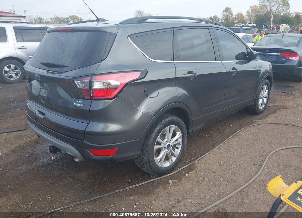 2017 FORD ESCAPE SE VIN: 1FMCU9G97HUE14337