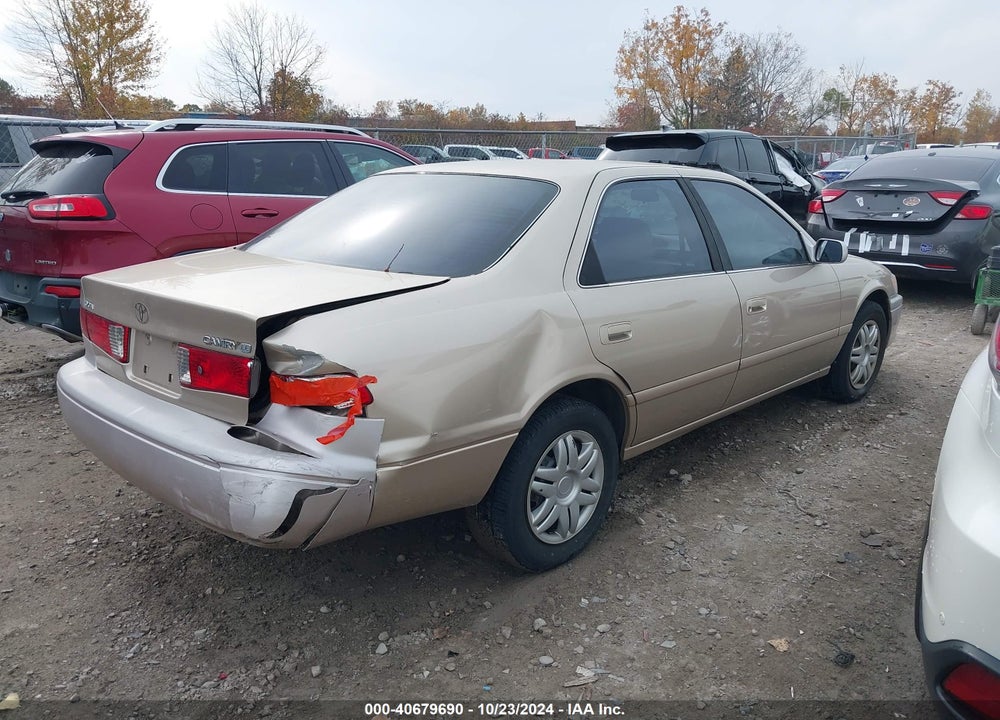2000 TOYOTA CAMRY LE VIN: JT2BG22K0Y0416844