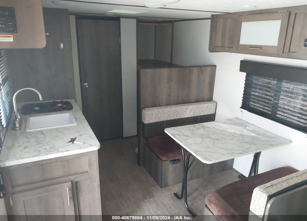 2021 COLEMAN OTHER VIN: 4YDT17B18M8934596