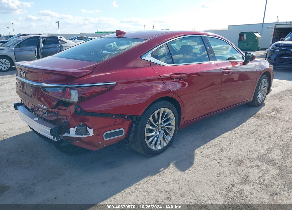 2023 LEXUS ES 300H ULTRA LUXURY VIN: 58AFA1C18PU032753