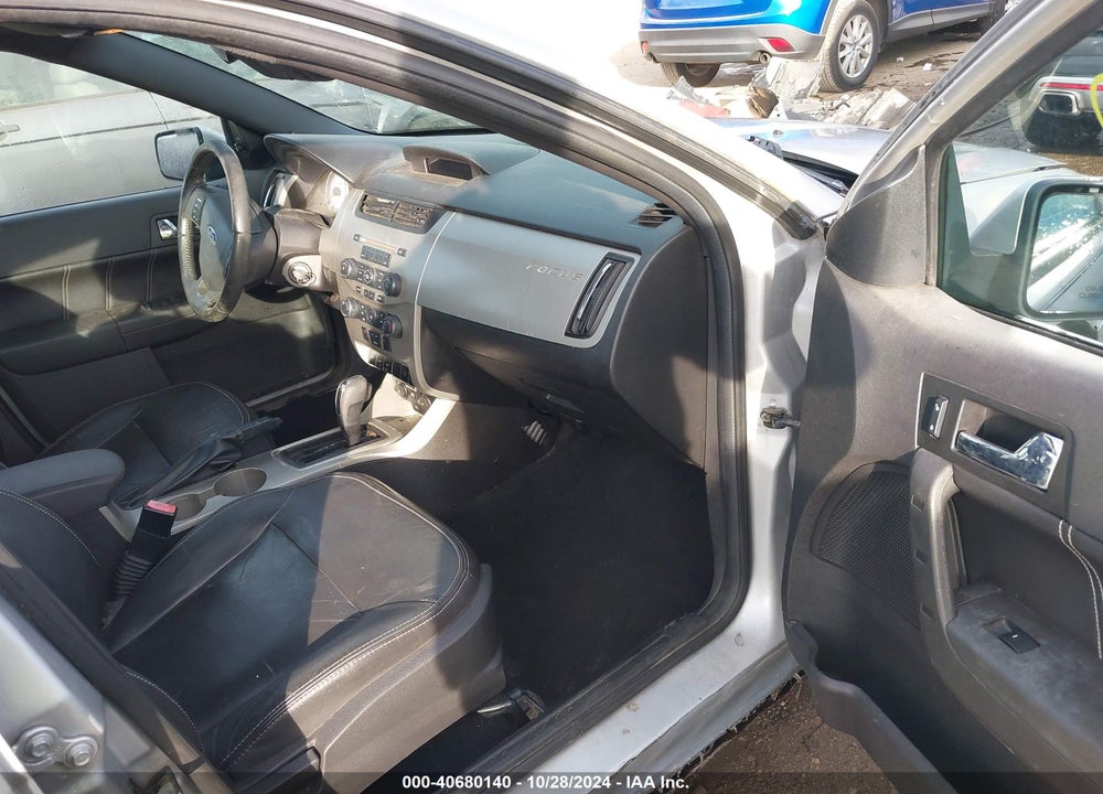 2009 FORD FOCUS SES VIN: 1FAHP36N69W240804