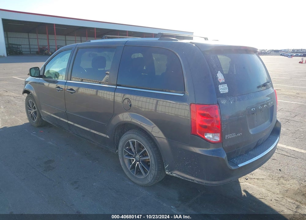 2017 DODGE GRAND CARAVAN SXT VIN: 2C4RDGCG3HR680023