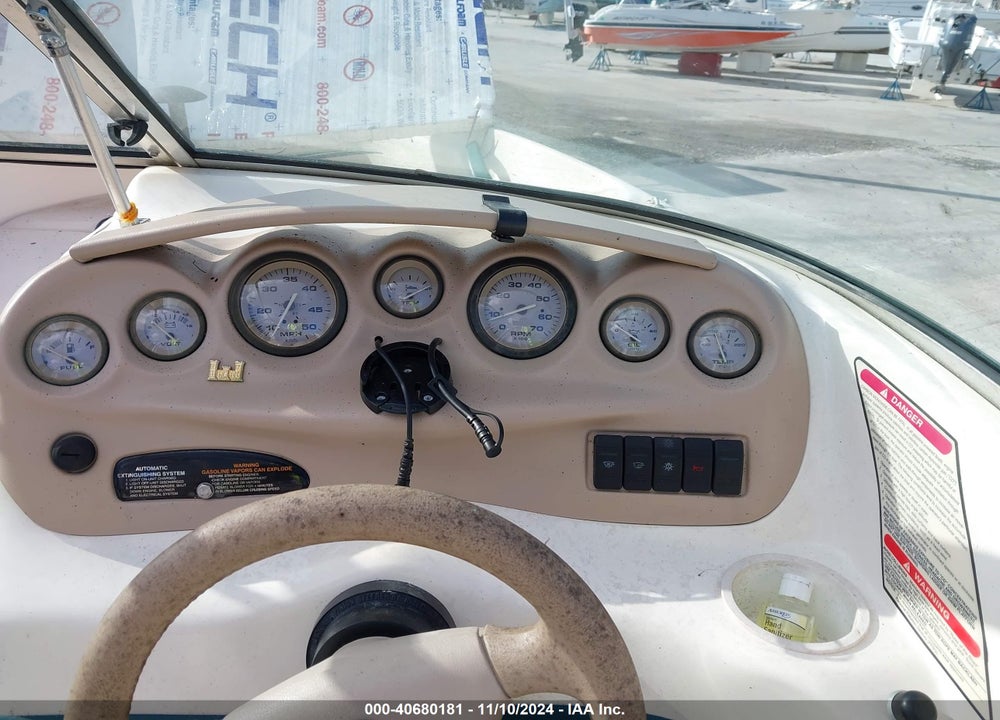 1998 SEA RAY BOAT VIN: SERR2208I798
