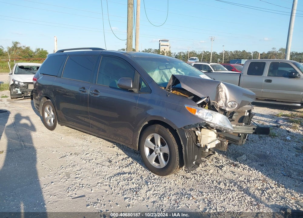 2011 TOYOTA SIENNA LE V6 VIN: 5TDKK3DC8BS025026
