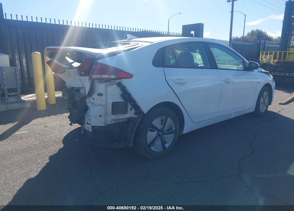 2019 HYUNDAI IONIQ HYBRID BLUE VIN: KMHC65LC8KU176350