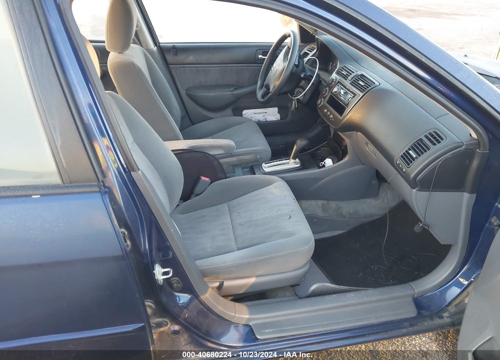 2005 HONDA CIVIC LX VIN: 2HGES16565H581128