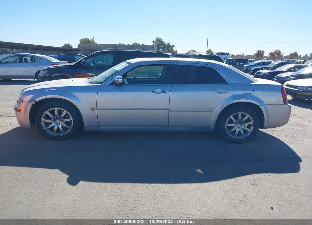 2007 CHRYSLER 300C VIN: 2C3KA63H27H854864