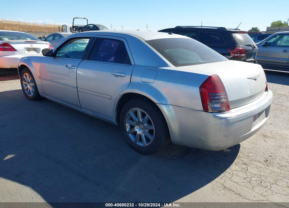 2007 CHRYSLER 300C VIN: 2C3KA63H27H854864