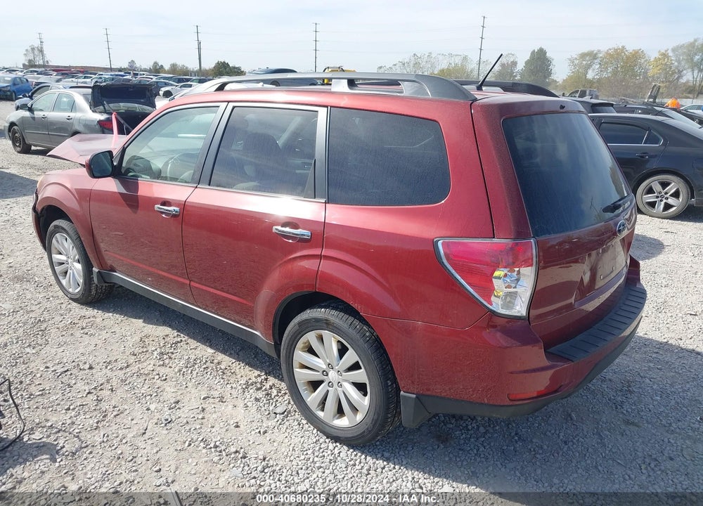 2012 SUBARU FORESTER 2.5X PREMIUM VIN: JF2SHBDC5CH437825