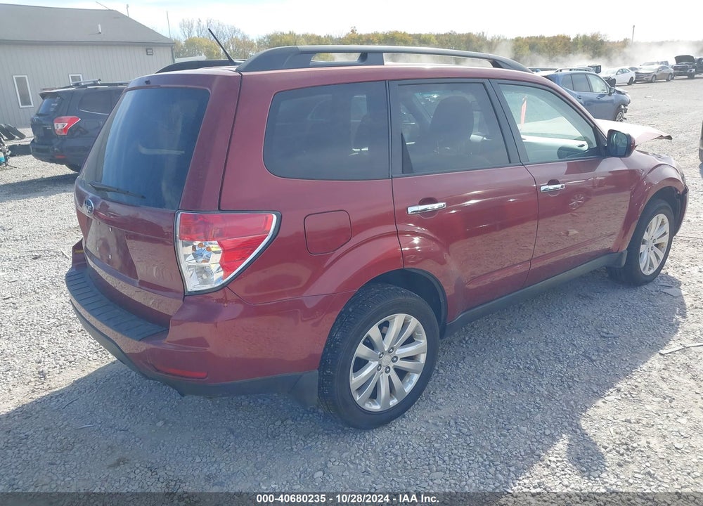 2012 SUBARU FORESTER 2.5X PREMIUM VIN: JF2SHBDC5CH437825