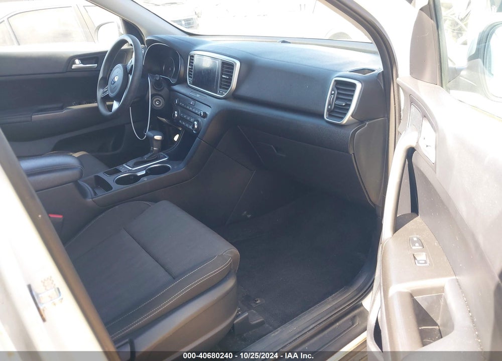 2020 KIA SPORTAGE LX VIN: KNDPM3AC2L7839902