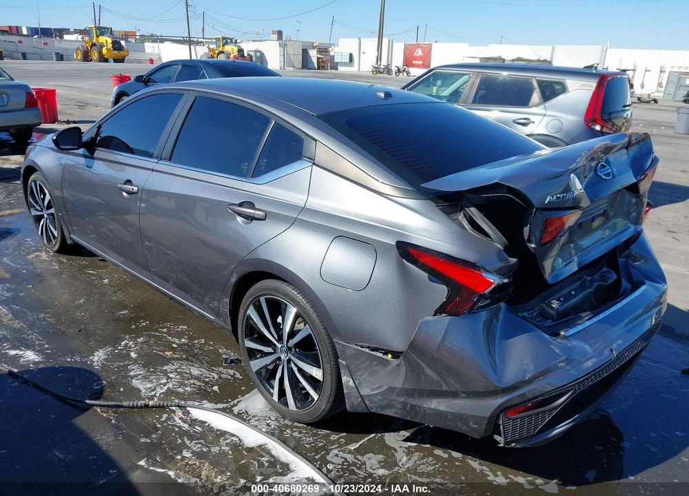 2022 NISSAN ALTIMA SR FWD VIN: 1N4BL4CV4NN349158