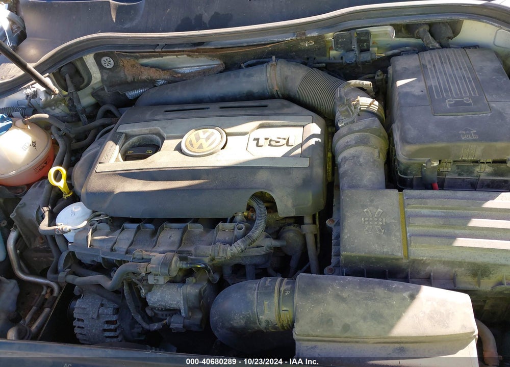 2009 VOLKSWAGEN PASSAT KOMFORT VIN: WVWXK73C39E048115