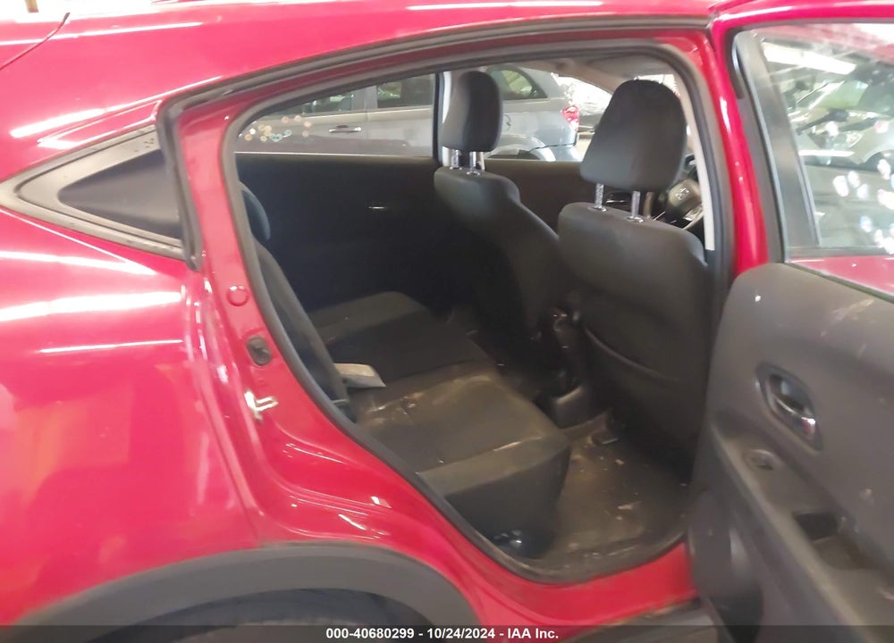 2018 HONDA HR-V LX VIN: 3CZRU6H3XJG703545