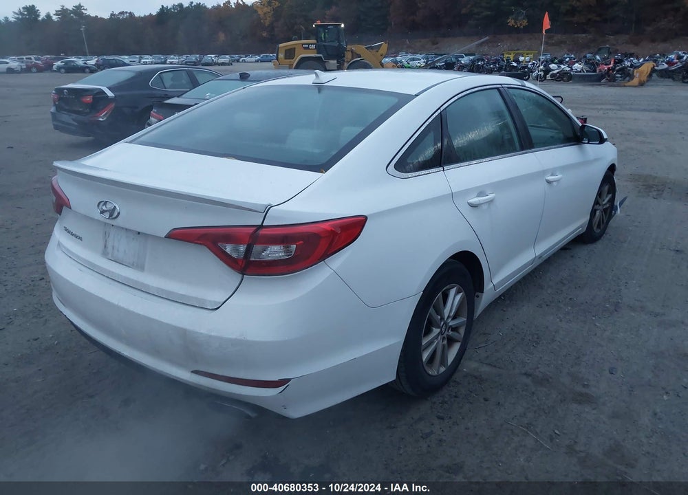 2016 HYUNDAI SONATA SE VIN: 5NPE24AF8GH348085