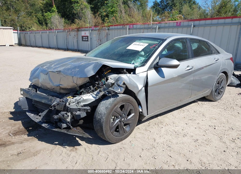 2022 HYUNDAI ELANTRA VIN: 5NPLM4AG4NH070468