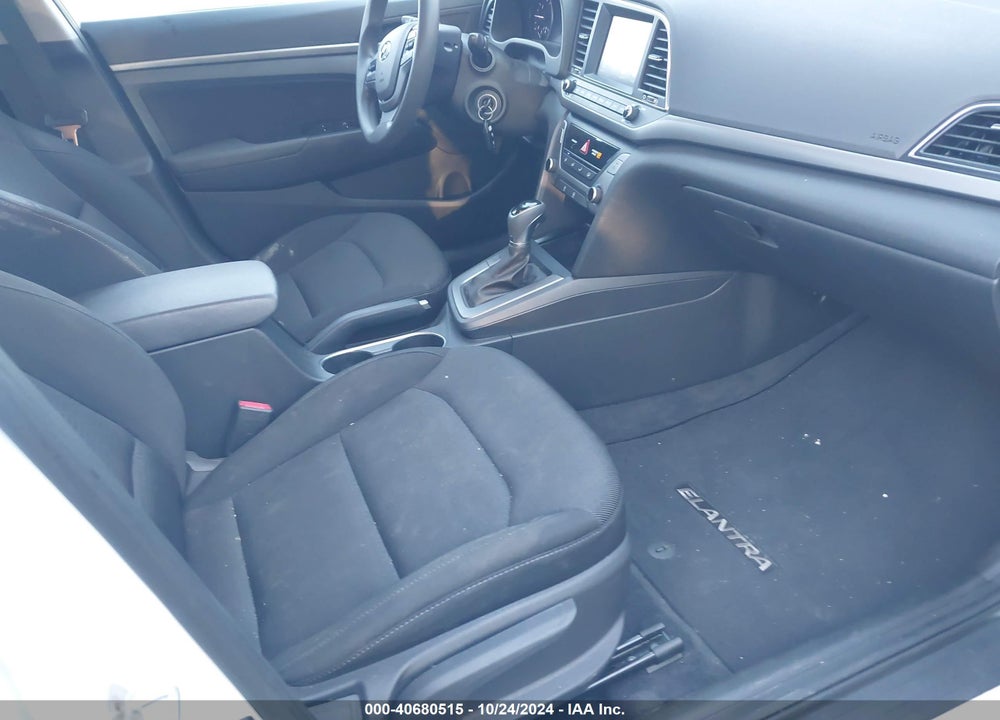 2018 HYUNDAI ELANTRA SEL VIN: 5NPD84LF0JH273722