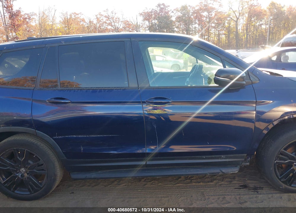 2021 HONDA PASSPORT AWD EX-L VIN: 5FNYF8H57MB010466