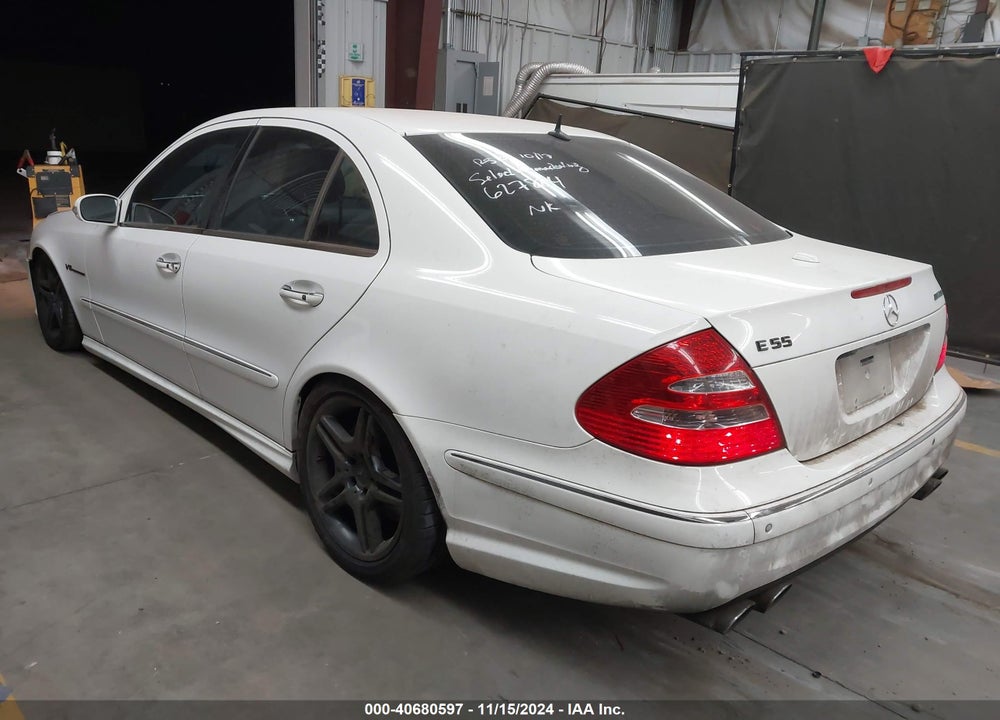 2005 MERCEDES-BENZ E 55 AMG VIN: WDBUF76J75A627884
