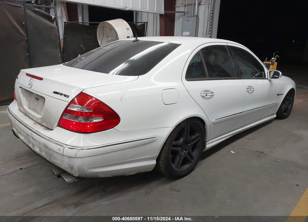 2005 MERCEDES-BENZ E 55 AMG VIN: WDBUF76J75A627884