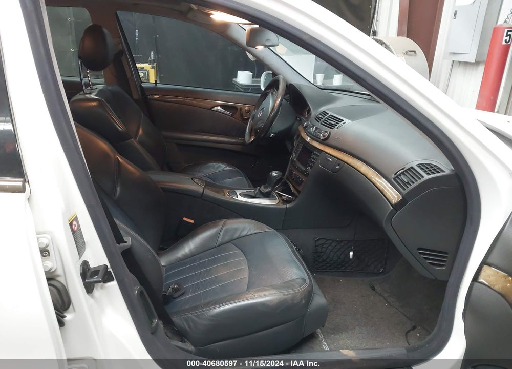 2005 MERCEDES-BENZ E 55 AMG VIN: WDBUF76J75A627884