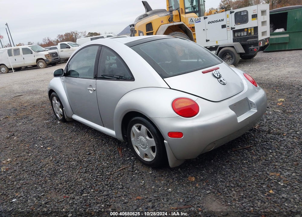 2001 VOLKSWAGEN NEW BEETLE GLX VIN: 3VWDD21C11M424969