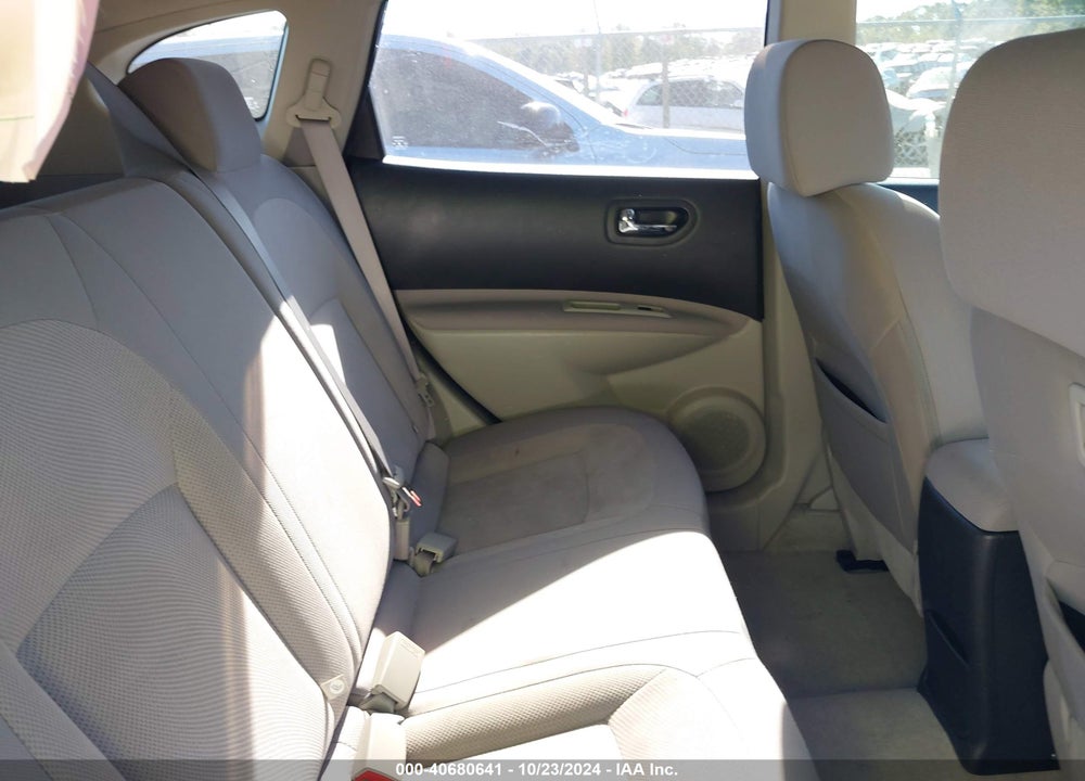 2013 NISSAN ROGUE S VIN: JN8AS5MT8DW553762