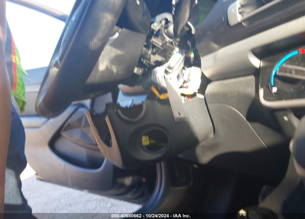 2022 KIA SELTOS LX VIN: KNDEPCAA1N7248718