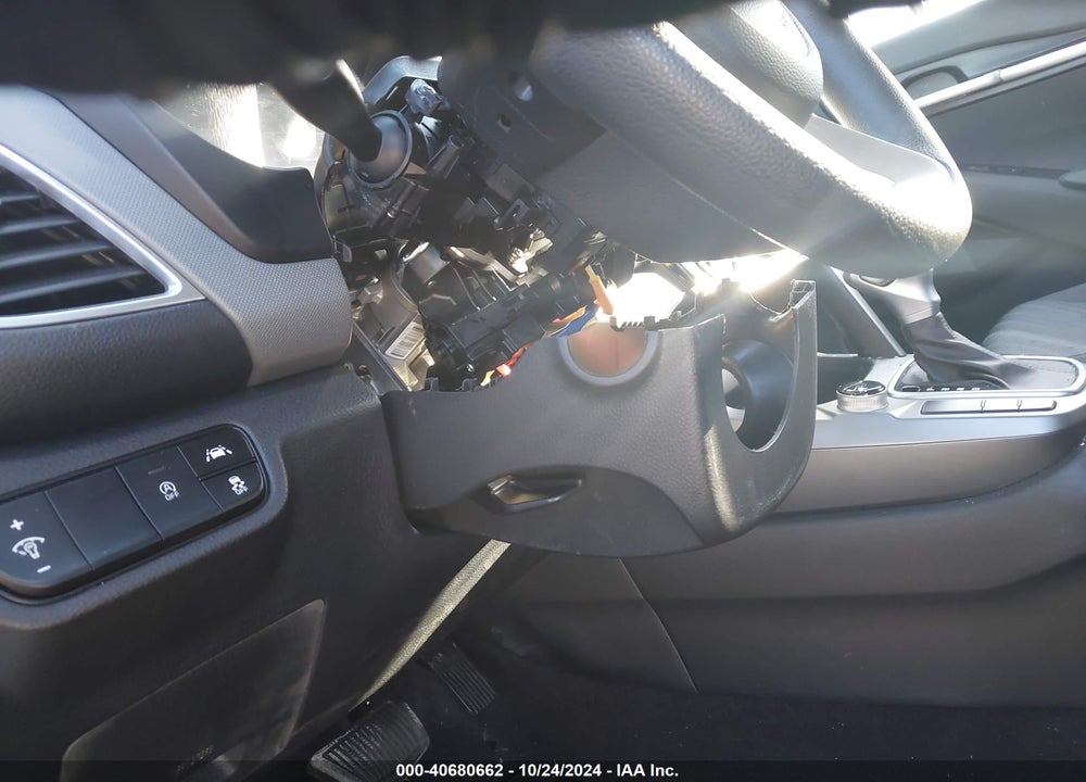 2022 KIA SELTOS LX VIN: KNDEPCAA1N7248718
